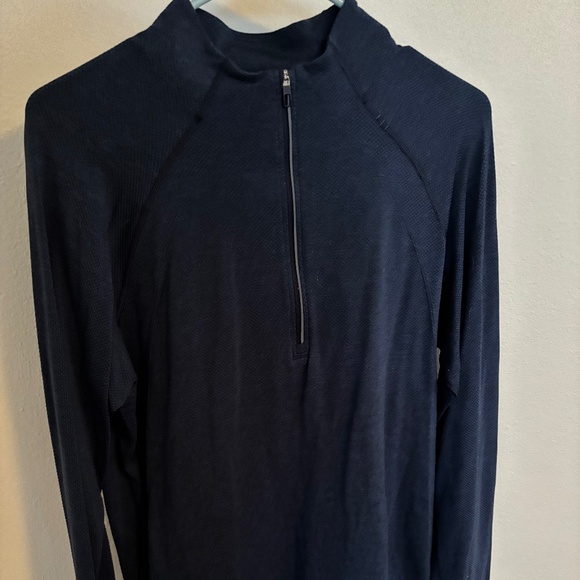 Lululemon Metal Vent Tech 1/2 Zip - Picture 1 of 5